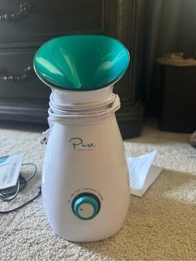 Pure Daily Care Facial Steamer in White & Teal